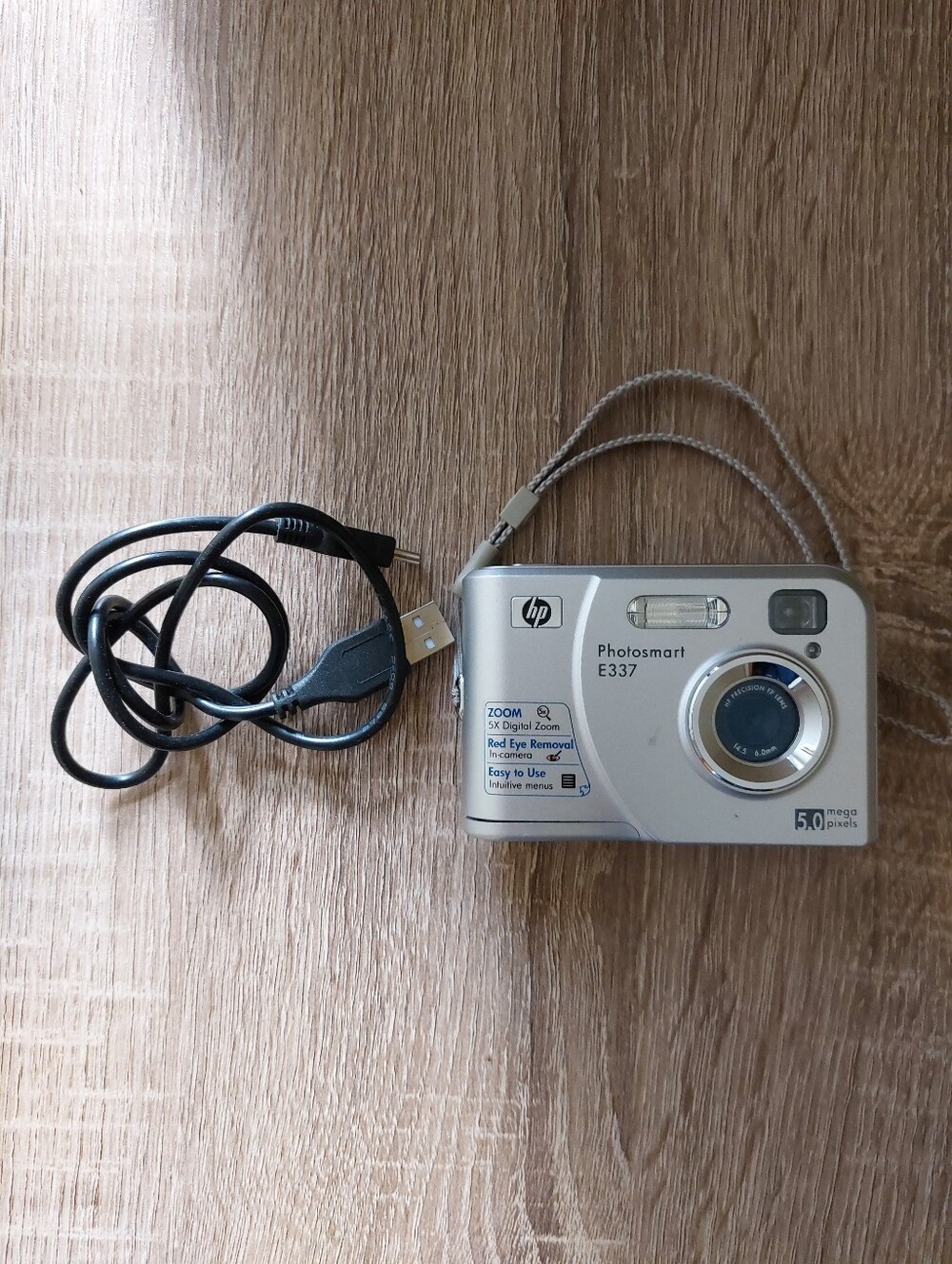 HP Photosmart E337 Silver Digital Camera
